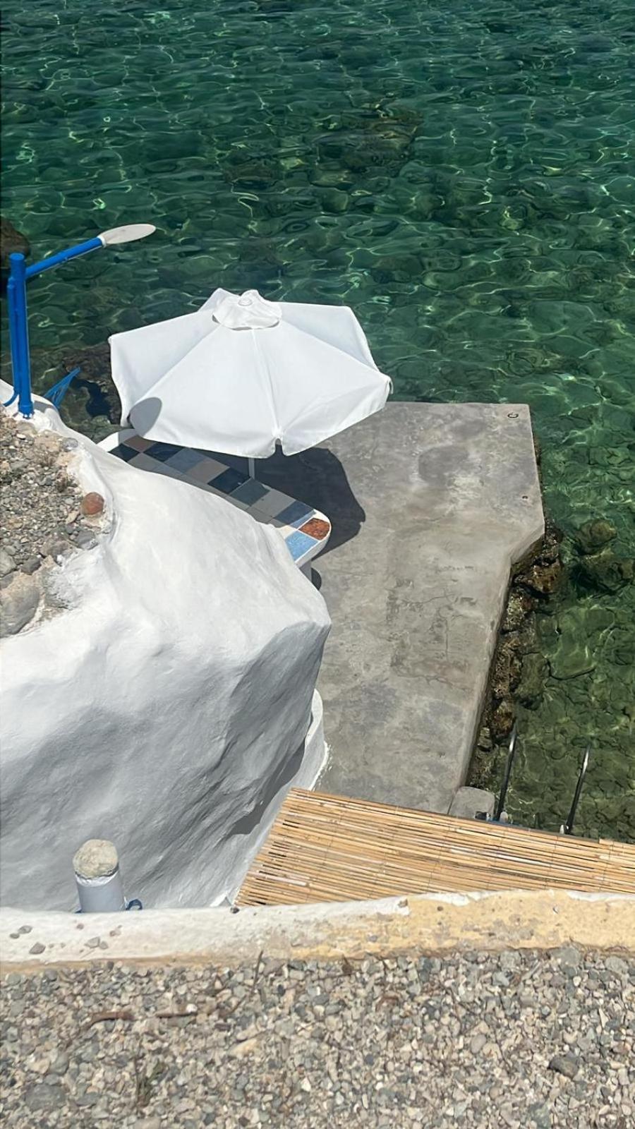 Traditional Waterfront House Mandrakia المظهر الخارجي الصورة
